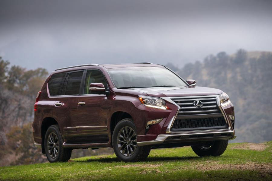  Lexus GX460 Sport Design Package 2017 года  (фото 10 из 17)